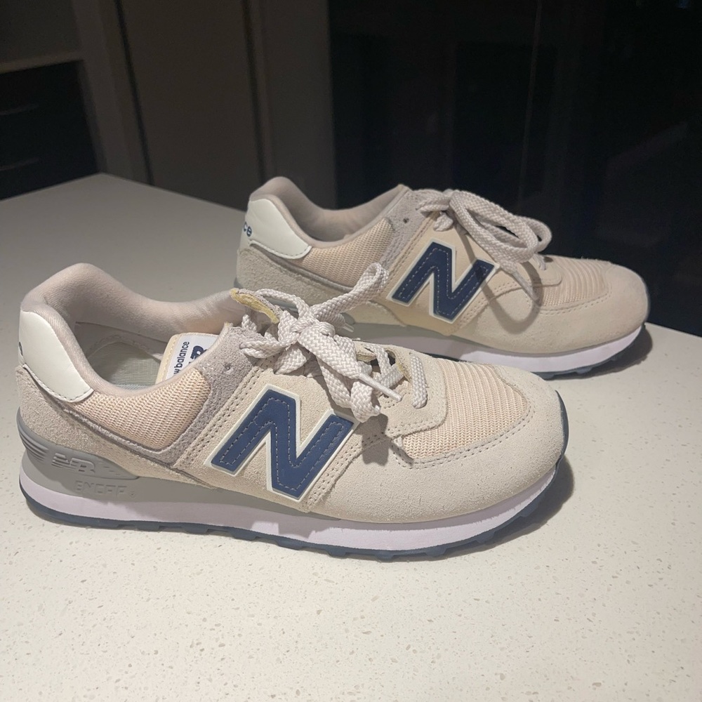 New Balance 574 Tan & Navy